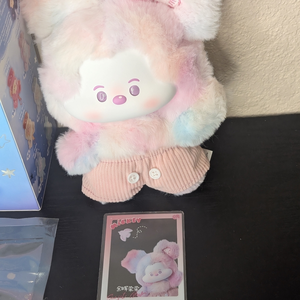 Miniso x Head In The Clouds